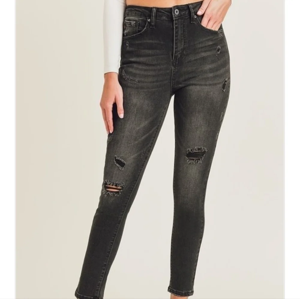 Risen High Rise Distressed Vintage Washed Black Skinny Jeans 27/5